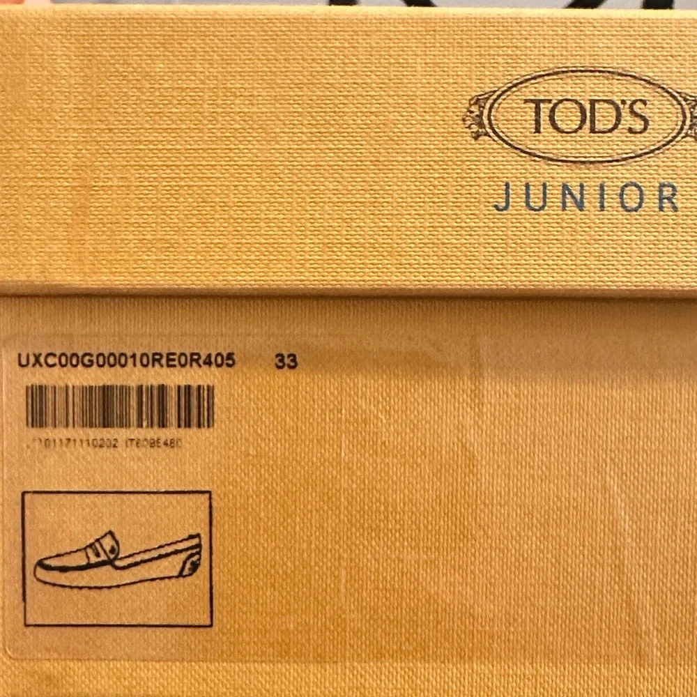 TOD'S Junior Pink Suede Loafers for Kids